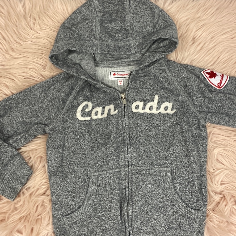 Canada Sweater